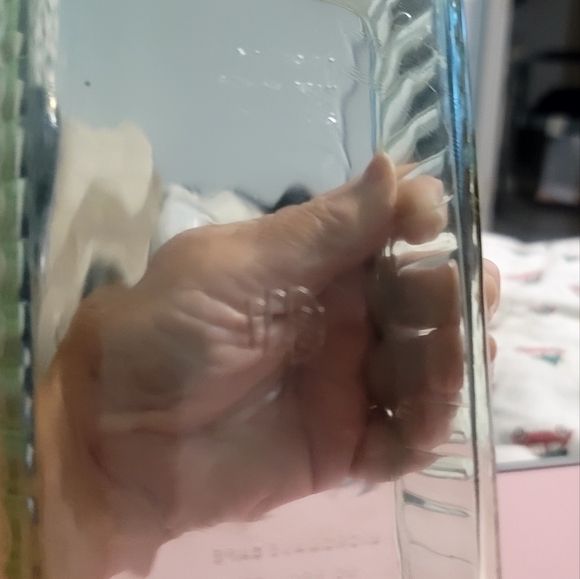 Vintage Green Tint Refrigerator Box NO LID 2.5ins tall 4.5 ins Wide 8.5ins Long - Picture 6 of 8